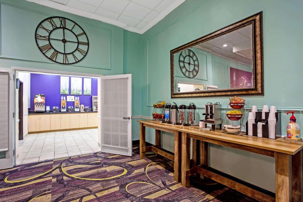 La Quinta By Wyndham Armonk Westchester Cnty Apt Exterior photo